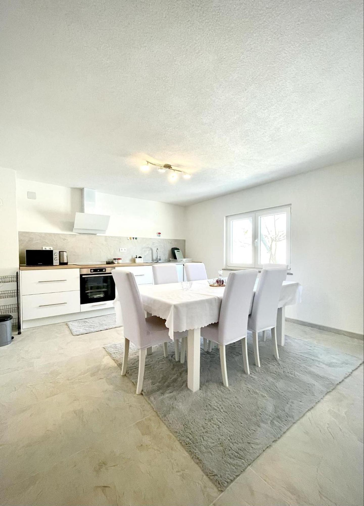 Apartment Melissa Rakovica Bagian luar foto