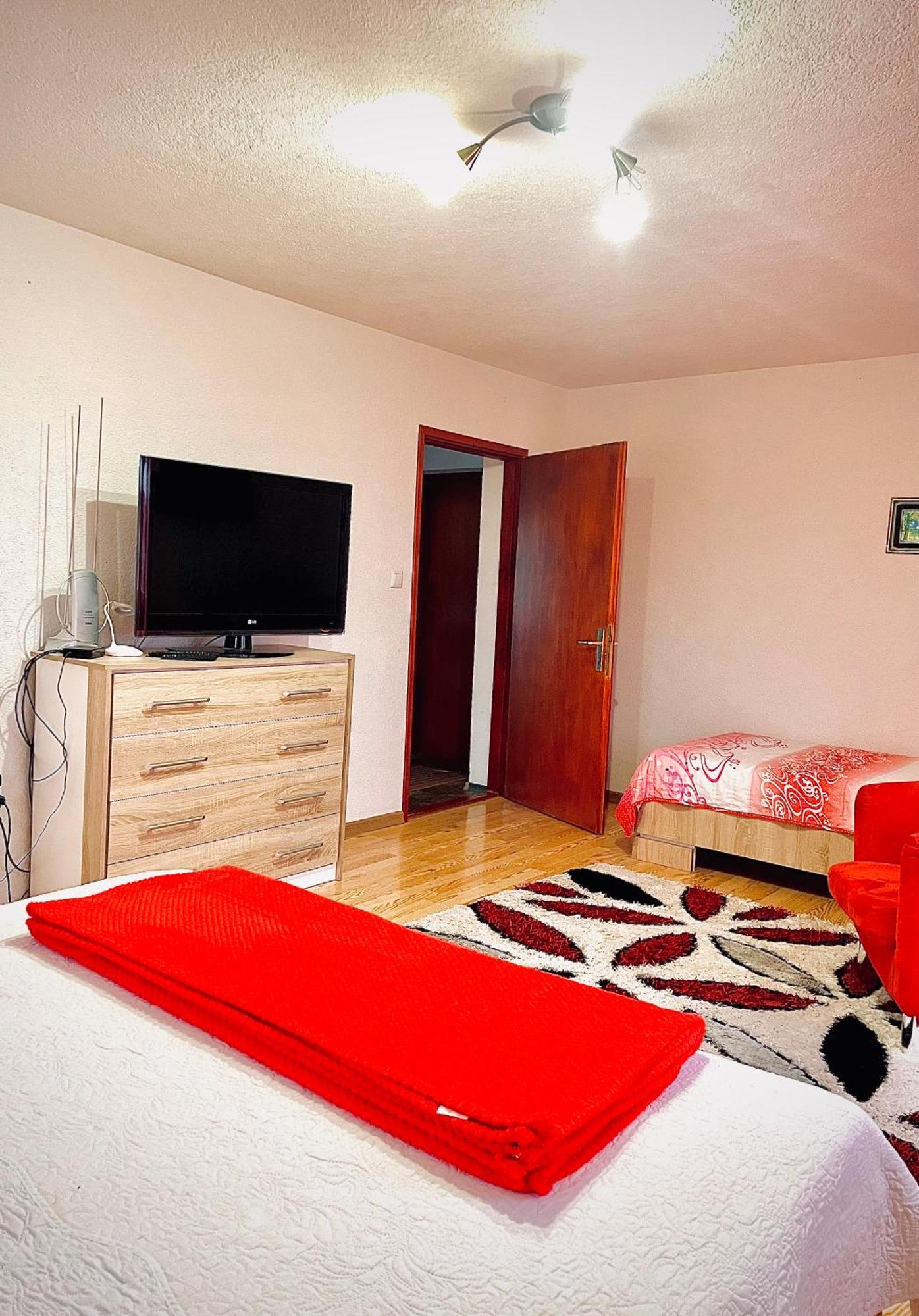 Apartment Melissa Rakovica Bagian luar foto